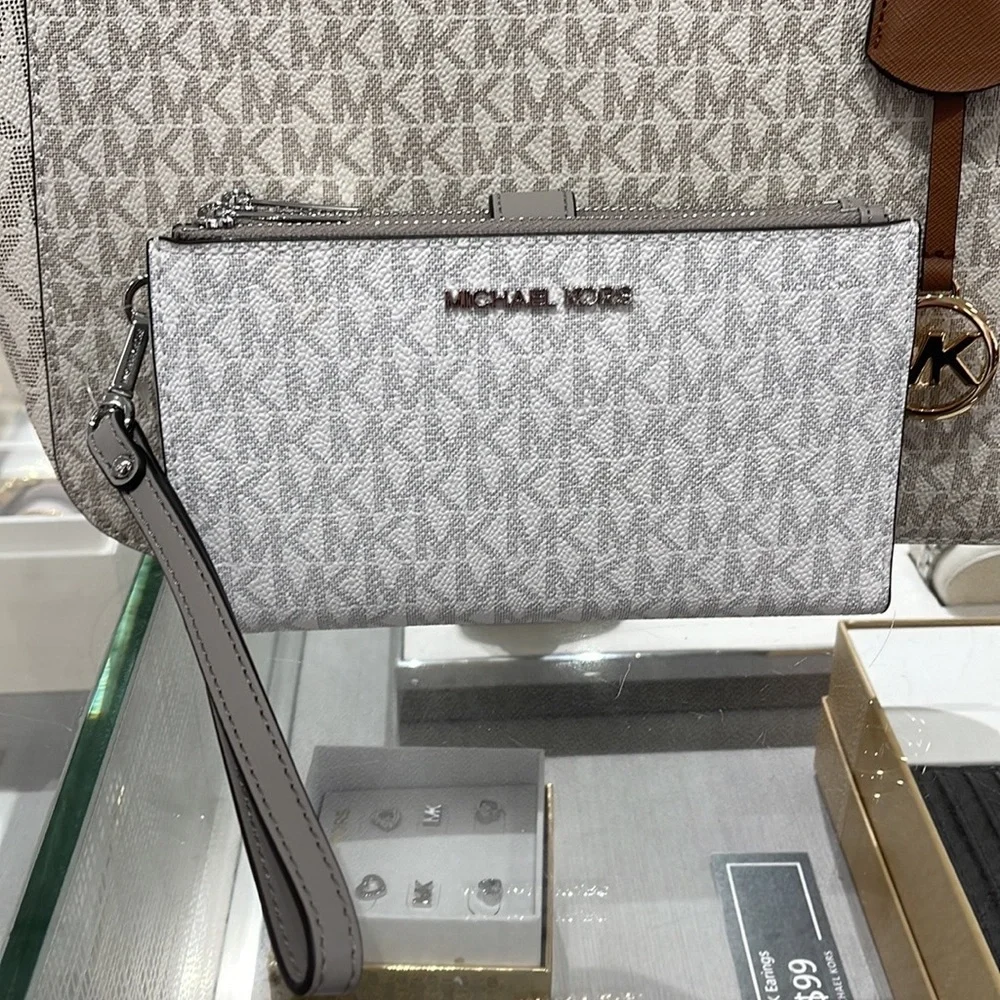 MICHAEL KORS LARGE DOUBLE ZIP WRISTLET  Bright White